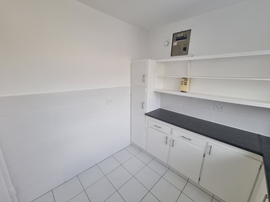 To Let 2 Bedroom Property for Rent in Tamboerskloof Western Cape